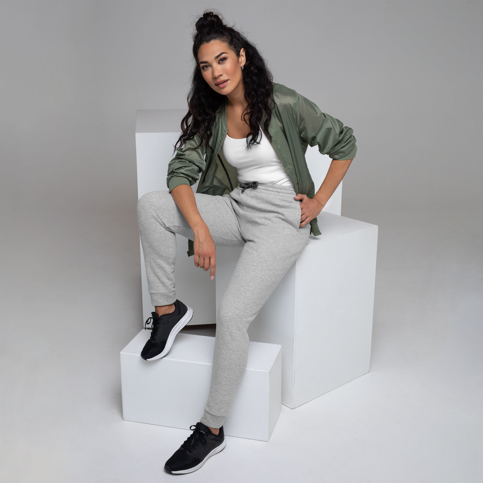 unisex-joggers-athletic-heather-left-front-68892850900a9.jpg